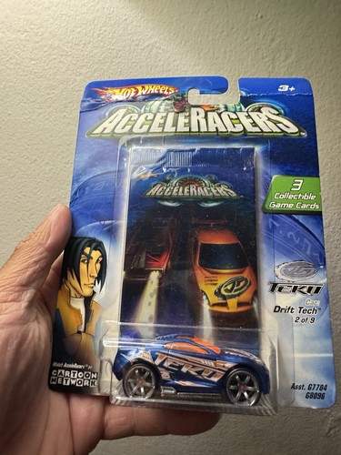 2004 hot wheel acceleracers - hot,