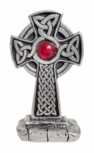 Croce celtica annodata con
