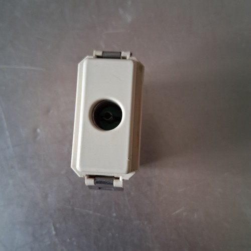 Presa vimar serie 8000 - presa,