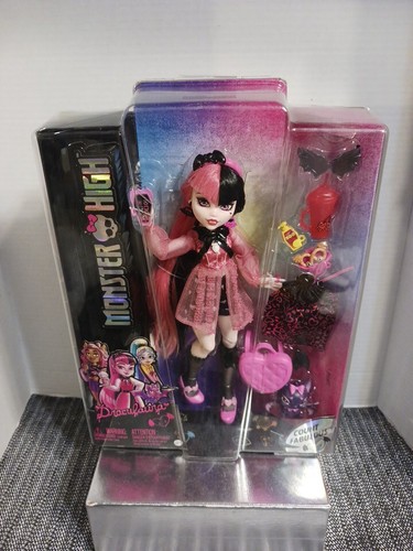 Monster high draculaura - high,