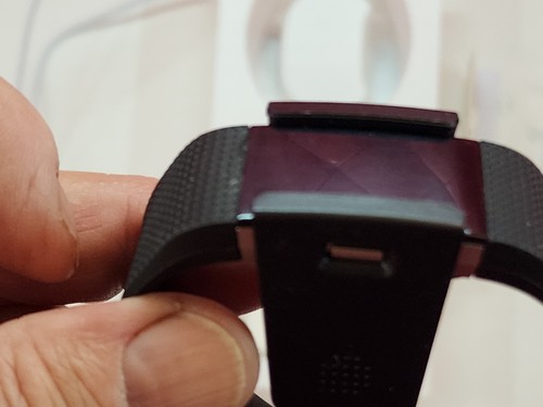 Fitbit charge black - fitbit, size