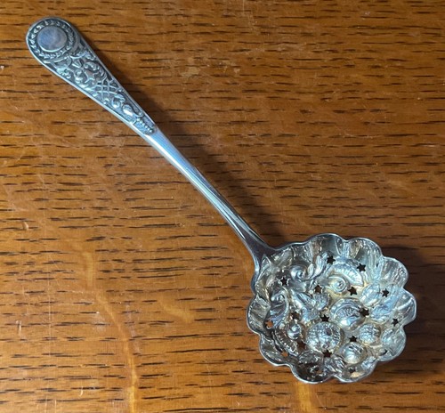 Cucchiaio setacciato argento