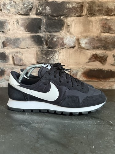 Rara 2021 nike - v,