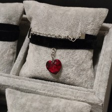 Cuore rosso in cristallo