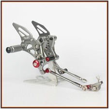 Per 2008-2013 Ducati 848 / 848 EVO Pedane Arretrate Regolabili Rearsets Foot peg