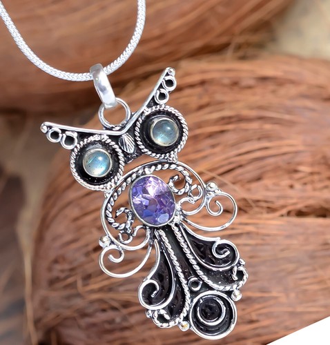 Collana con ciondolo - , in