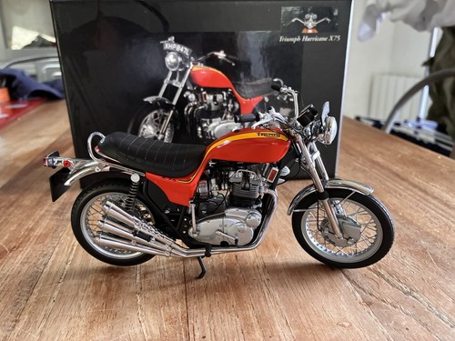 Triumph hurricane x75 - triumph,