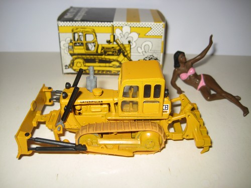 Caterpillar bulldozer - d, 4