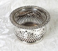 Antico Porta bottiglia di Old