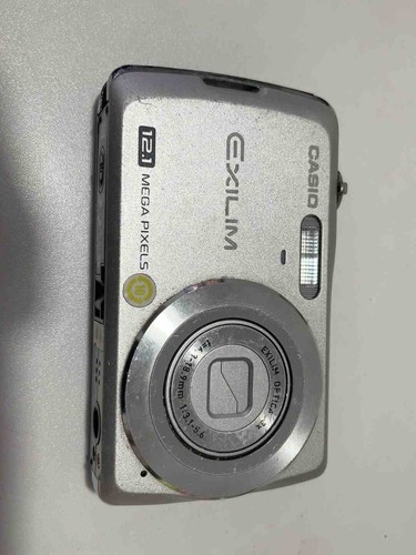 Macchina fotografica casio - macchina,
