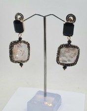 ORECCHINI DA SERA CON PERLA QUADRATA e marcassiti, collana abbinabile