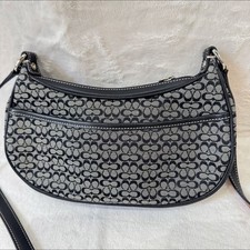 bellissima pochette COACH 208