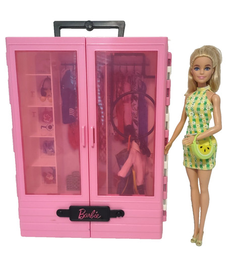 Barbie sua custodia - e, la
