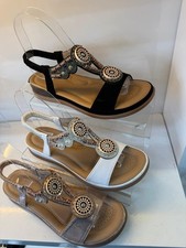 Sandali da donna con cinturino