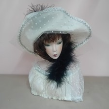 BAMBOLA BUSTO VINTAGE