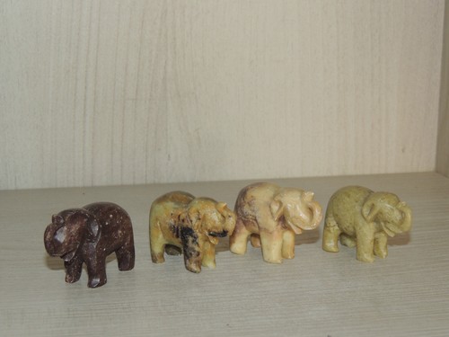 Piccoli elefanti pietra - elefanti, in