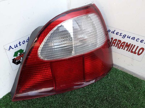 Faro posteriore destro - destro, mg