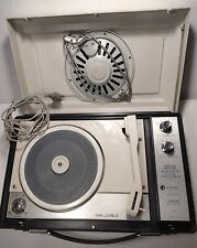 Giradischi a valigetta Geloso. Cursore accensione non perfetto.  220 V. Vintage