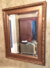 SPECCHIO  CORNICE IN LEGNO DORATO  CM 65 X 80