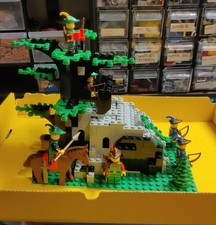 LEGO 6066 Camouflaged Outpost Castle Forestmen Legoland Vintage