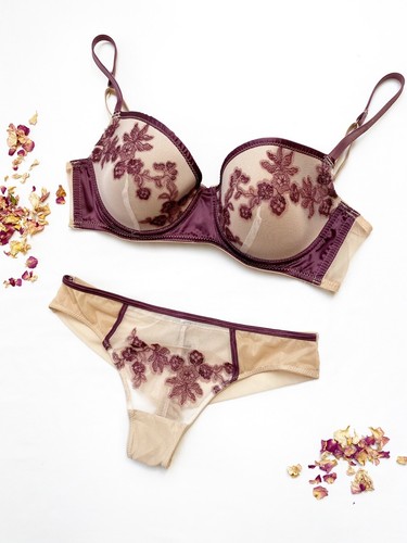 New with tags - tags, intimissimi