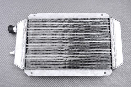 Radiatore acqua tipo - radiatore, racing