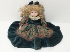 Bambola in porcellana vintage anni 70/80 - Vestito verde - Bambola-bambolotto