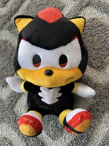Peluche shadow the hedgehog - the,