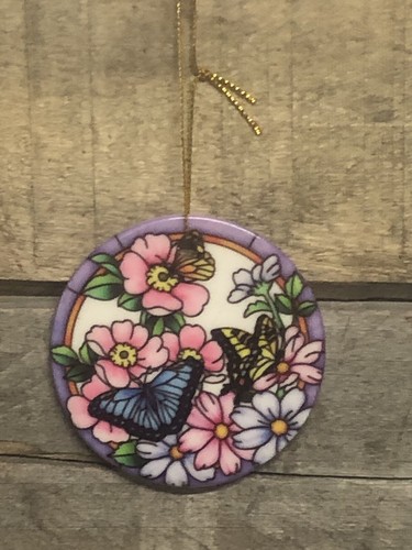Farfalla ornamento floreale - farfalla,