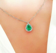 Collana Smeraldo goccia verde