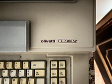 Macchina scrivere olivetti - da,
