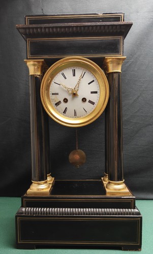 Antico orologio portico - orologio, a