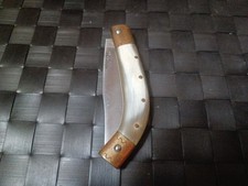 COLTELLO ARTIGIANALE “TIPO ARBURESA SARDO” PIEGHEVOLE IN ACCIAIO DA CACCIA OSSO