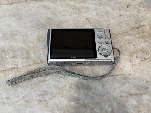 Nikon coolpix 0 - coolpix, s6