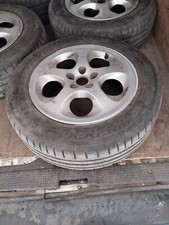 Cerchi 15" Fori 5 Complete Dì