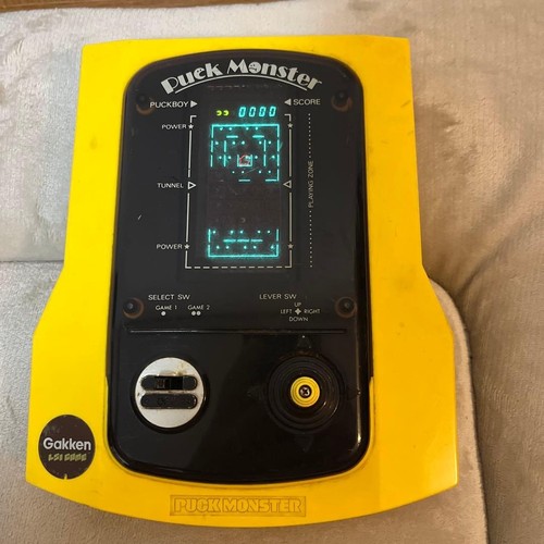 Puck monster pacman retro - monster,