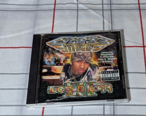 Mac world war - mac, cd