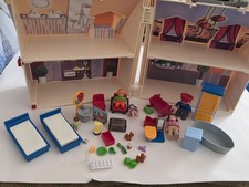 Playmobil Geobra 2005 casa delle bambole Take Along con mobili figure accessori