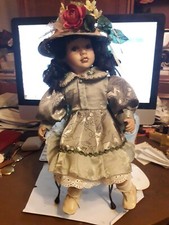 Rara bambola da collezione in