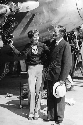 Amelia earhart with the - earhart,