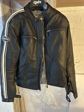 Giacca Moto In Pelle Nera Usata Pochissimo  Taglia M Comoda