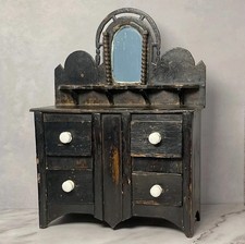 Antico comò arte popolare in