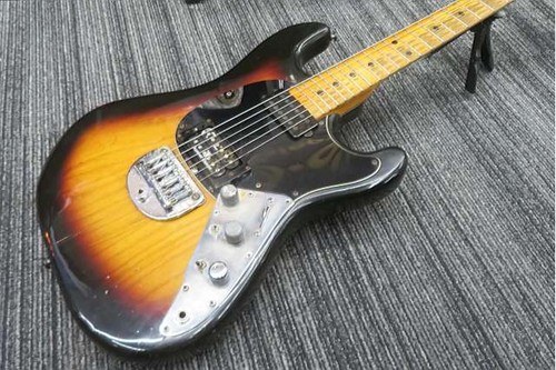 Musicman altro corpo tipo