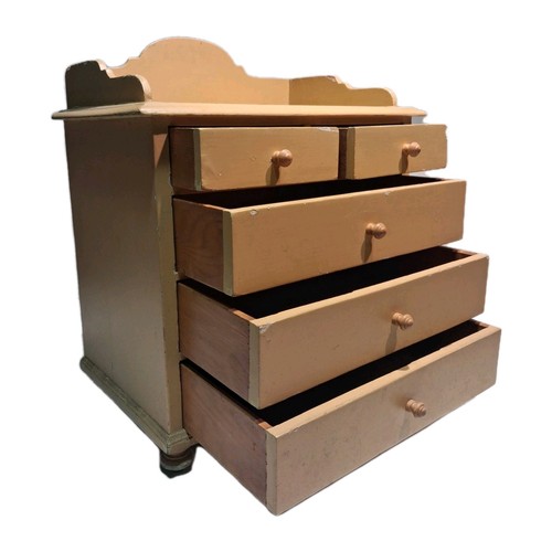 Comò antico legno dolce