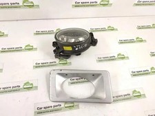 Fendinebbia anteriore sinistro