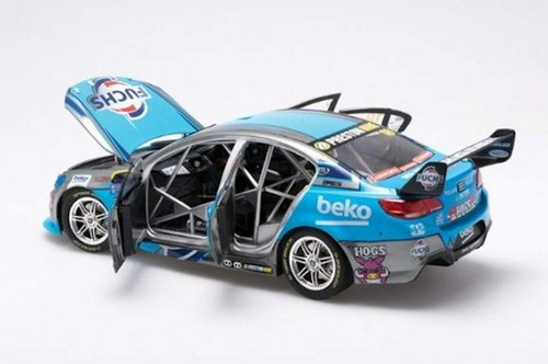 Holden commodore v8 - holden,