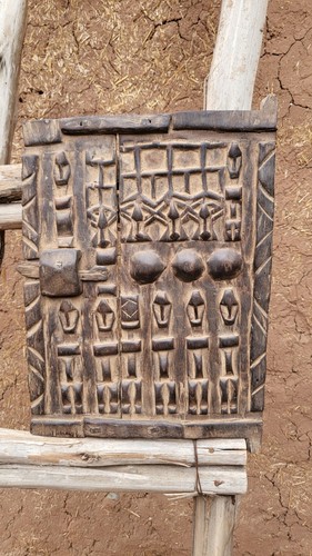 Porta granaio etnico africano