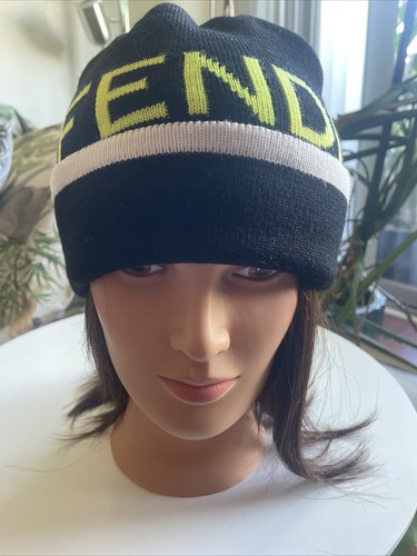Berretto fendi nuovo nero - fendi,
