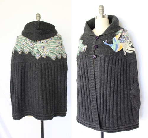 Poncho cardigan mantella