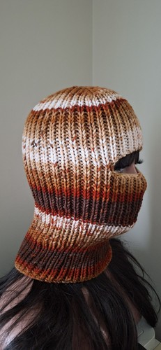 Balaclava maglia marrone - in,